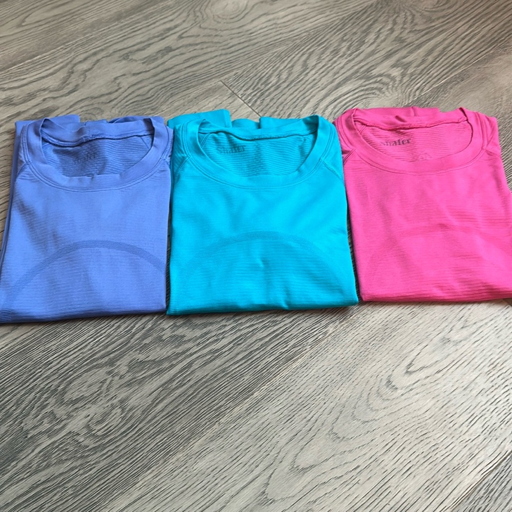 Bundle of 3 Lululemon Swiftly Tech Long Sleeve Shirt Racer Length - size 4